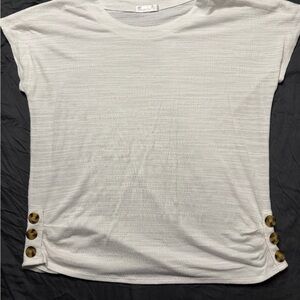 89th & Madison Cream Short Sleeve Top with Button Accents